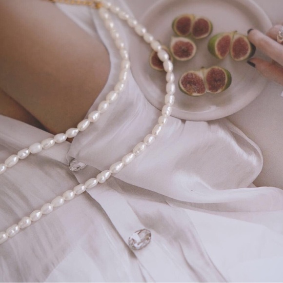 18K Gold Freshwater Pearl Necklace - Picture 4 of 8